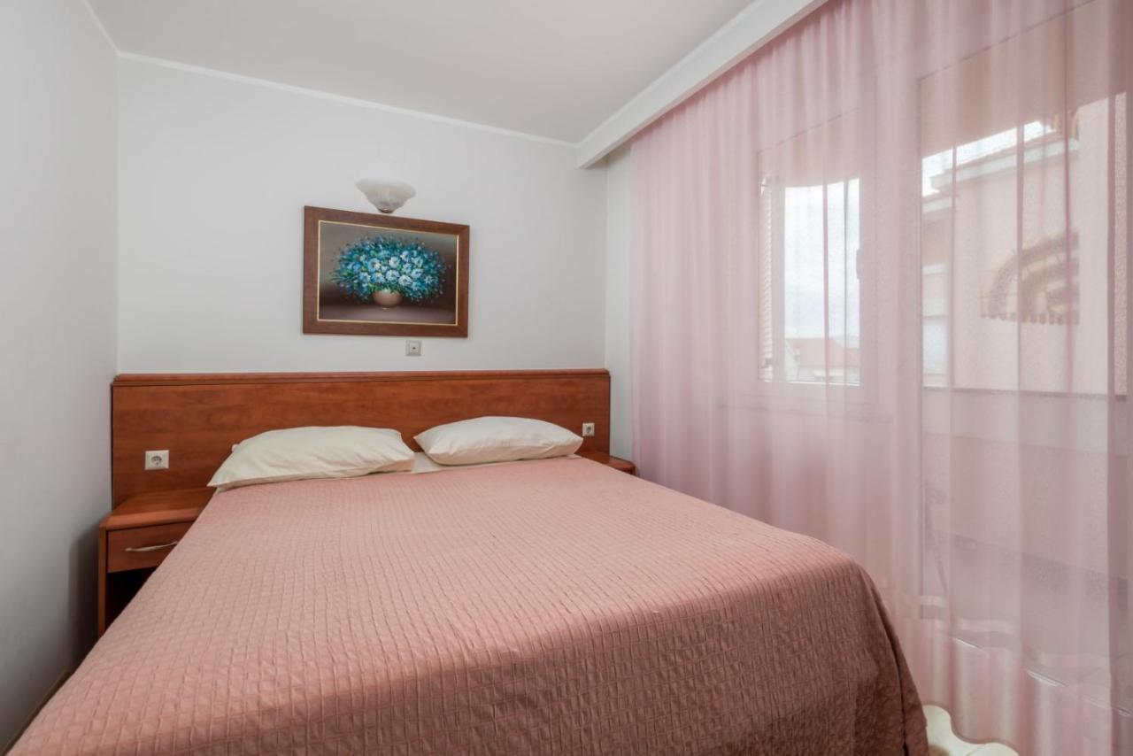 Apartment Drazenka Turato บัชกา ภายนอก รูปภาพ