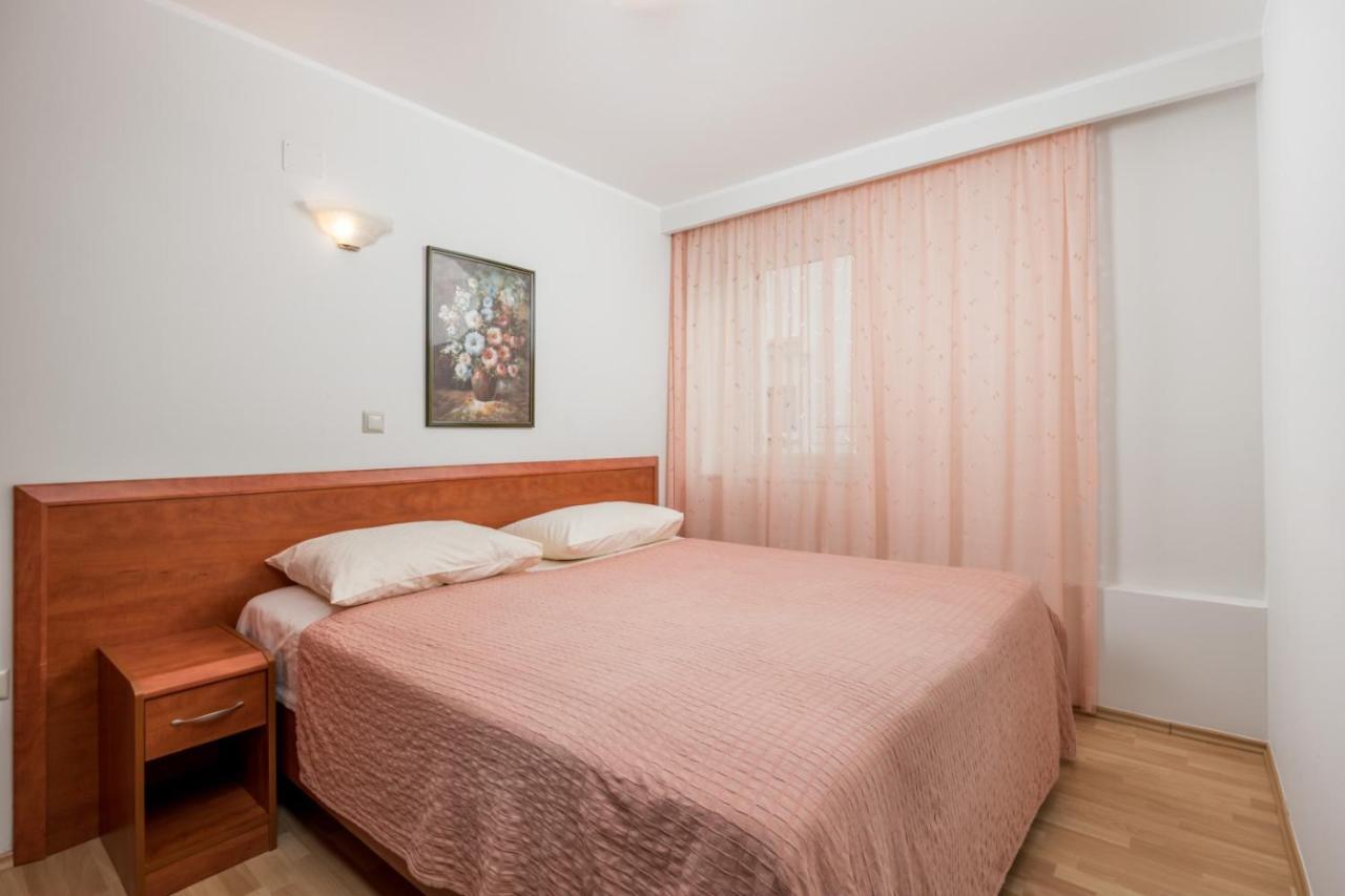 Apartment Drazenka Turato บัชกา ภายนอก รูปภาพ