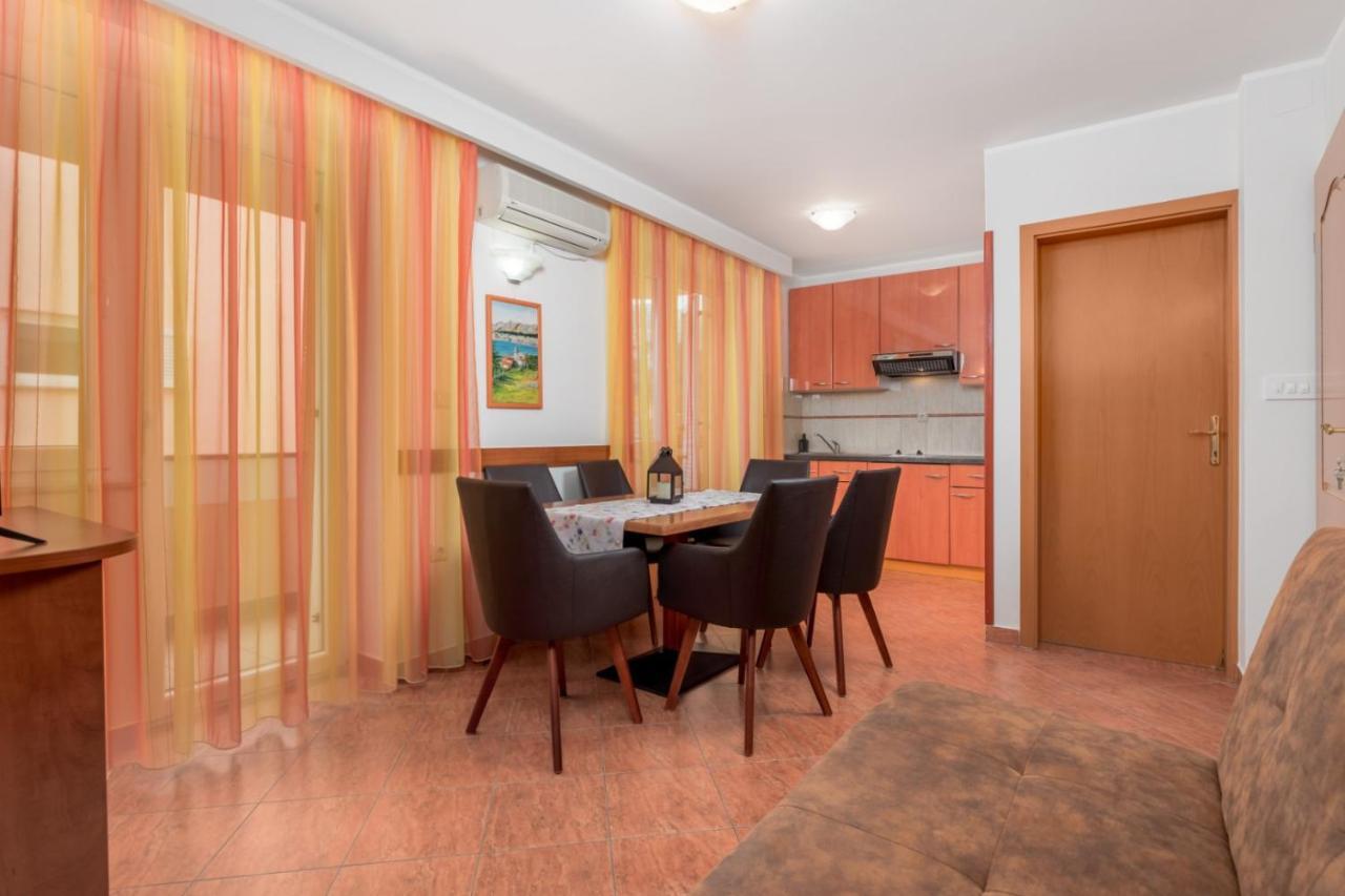Apartment Drazenka Turato บัชกา ภายนอก รูปภาพ